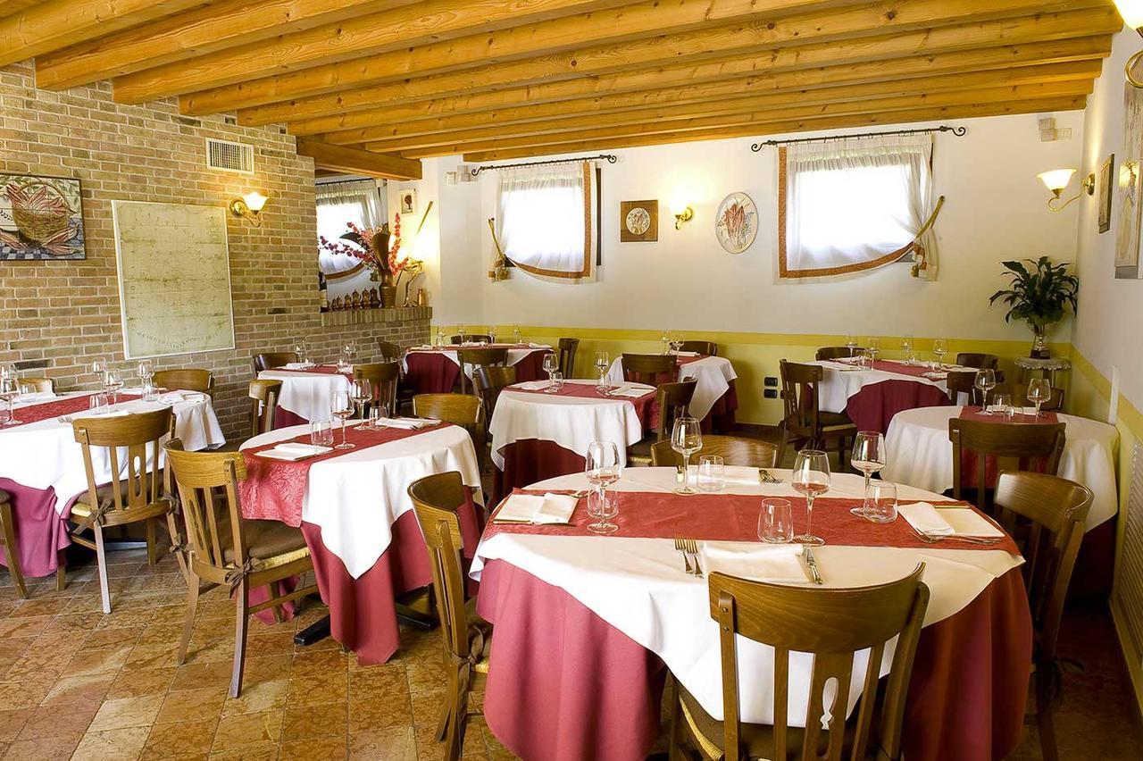 Osteria Alla Pasina Dosson Esterno foto